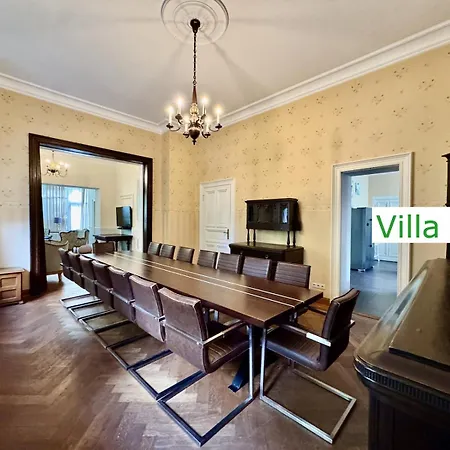 Luxus Emg Dortmund In Ennepetal, Nah Duesseldorf, Koeln Mit Tennis Court, Garten, Kamin Fuer Familien Gruppen Bis 20 Personen Ennepetal