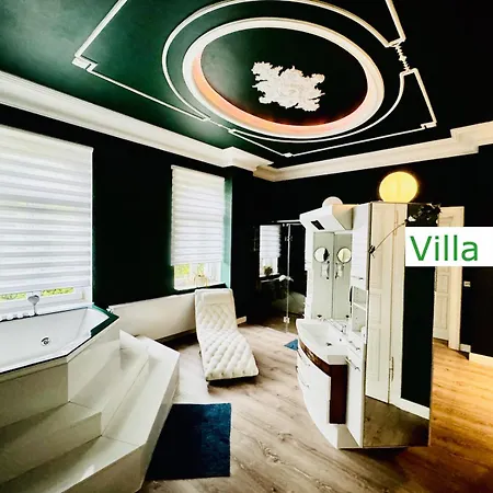 Luxus Emg Dortmund In Ennepetal, Nah Duesseldorf, Koeln Mit Tennis Court, Garten, Kamin Fuer Familien Gruppen Bis 20 Personen