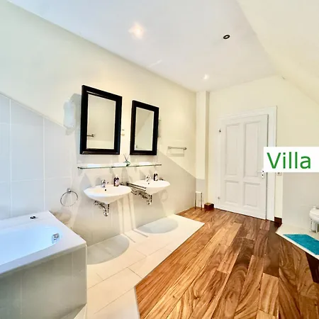 Luxus Emg Dortmund In Ennepetal, Nah Duesseldorf, Koeln Mit Tennis Court, Garten, Kamin Fuer Familien Gruppen Bis 20 Personen Villa *