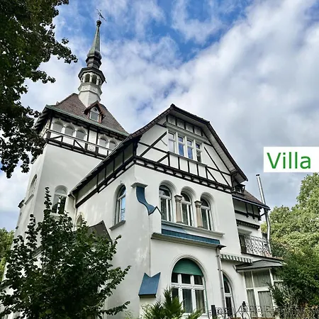Luxus Emg Dortmund In Ennepetal, Nah Duesseldorf, Koeln Mit Tennis Court, Garten, Kamin Fuer Familien Gruppen Bis 20 Personen Villa Ennepetal