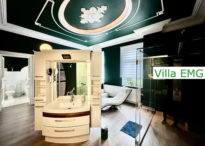 Luxus Emg Dortmund In Ennepetal, Nah Duesseldorf, Koeln Mit Tennis Court, Garten, Kamin Fuer Familien Gruppen Bis 20 Personen Villa Ennepetal