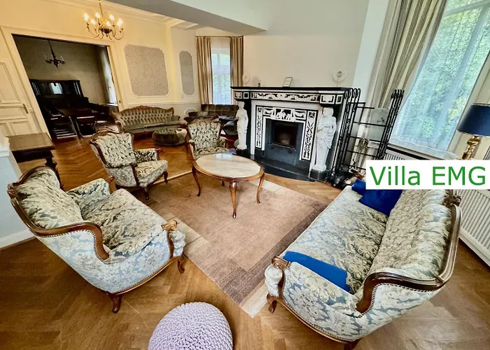 Villa Luxus Emg Dortmund In Ennepetal, Nah Duesseldorf, Koeln Mit Tennis Court, Garten, Kamin Fuer Familien Gruppen Bis 20 Personen *