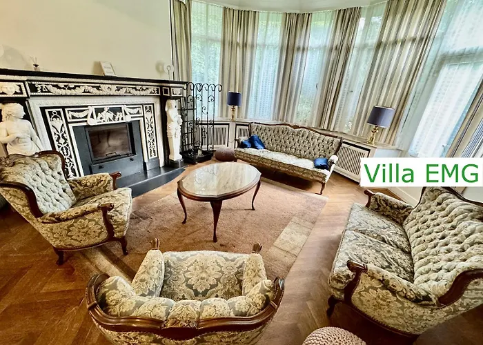 Luxus Emg Dortmund In Ennepetal, Nah Duesseldorf, Koeln Mit Tennis Court, Garten, Kamin Fuer Familien Gruppen Bis 20 Personen Villa