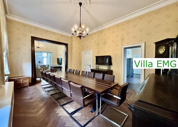 Luxus Emg Dortmund In Ennepetal, Nah Duesseldorf, Koeln Mit Tennis Court, Garten, Kamin Fuer Familien Gruppen Bis 20 Personen Ennepetal