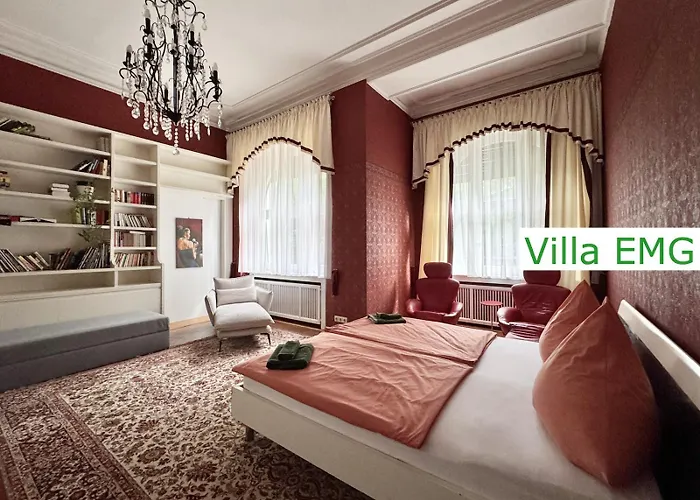 Villa Luxus Emg Dortmund In Ennepetal, Nah Duesseldorf, Koeln Mit Tennis Court, Garten, Kamin Fuer Familien Gruppen Bis 20 Personen