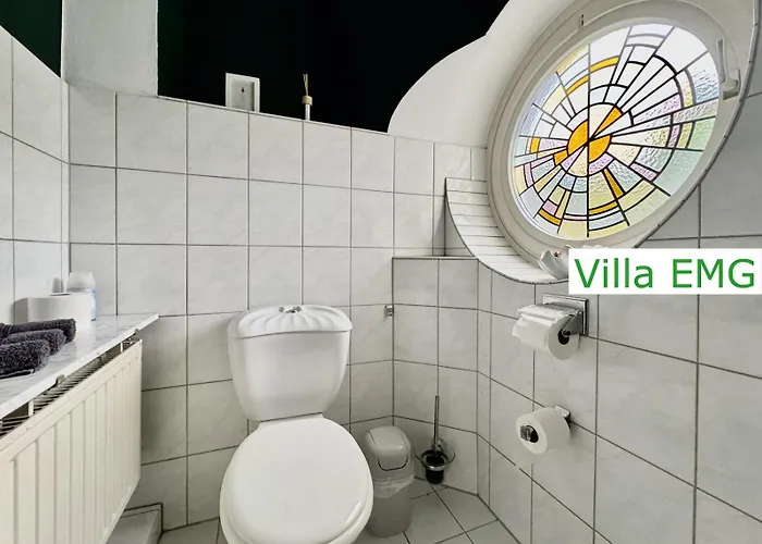 Villa Luxus Emg Dortmund In Ennepetal, Nah Duesseldorf, Koeln Mit Tennis Court, Garten, Kamin Fuer Familien Gruppen Bis 20 Personen *