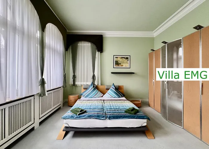 Luxus Emg Dortmund In Ennepetal, Nah Duesseldorf, Koeln Mit Tennis Court, Garten, Kamin Fuer Familien Gruppen Bis 20 Personen *