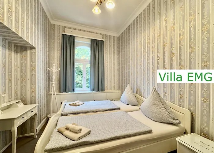 Villa Luxus Emg Dortmund In Ennepetal, Nah Duesseldorf, Koeln Mit Tennis Court, Garten, Kamin Fuer Familien Gruppen Bis 20 Personen *