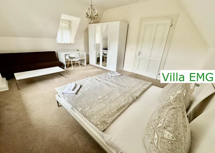 Luxus Emg Dortmund In Ennepetal, Nah Duesseldorf, Koeln Mit Tennis Court, Garten, Kamin Fuer Familien Gruppen Bis 20 Personen Ennepetal